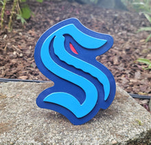 Load image into Gallery viewer, Seattle Kraken Hitch Cover
