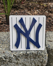 Load image into Gallery viewer, New York Yankees Striped Hitch Cover
