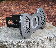 Load image into Gallery viewer, University of Oregon Ducks &quot;Winged&quot; Hitch Cover
