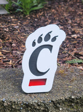 Load image into Gallery viewer, Cincinnati University Bearcats Hitch Cover
